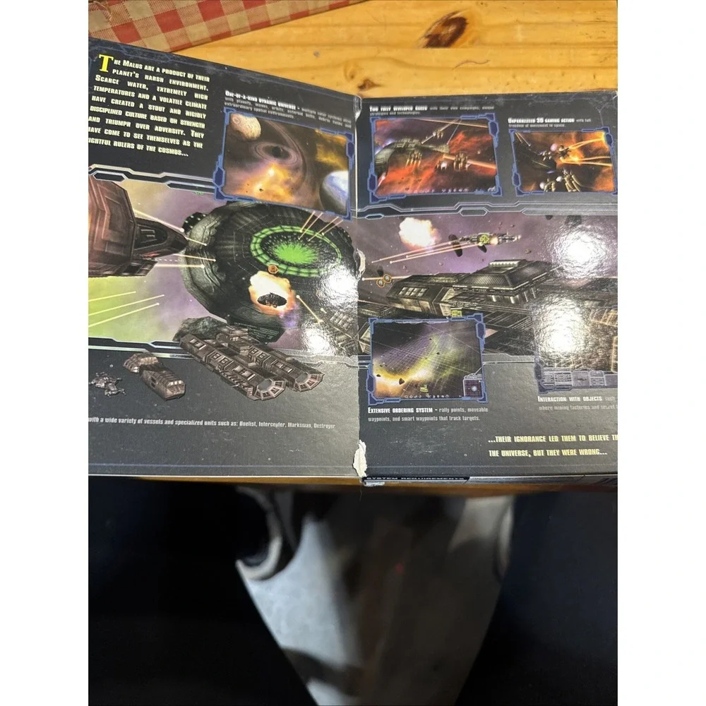 O.R.B. Off-World ORC PC Resource Base NTSC Game 2002 Medium Box Nice